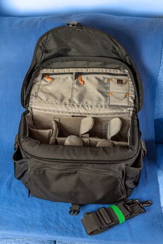 🔥 Bolso Lowepro Nova 200 AW foto y video