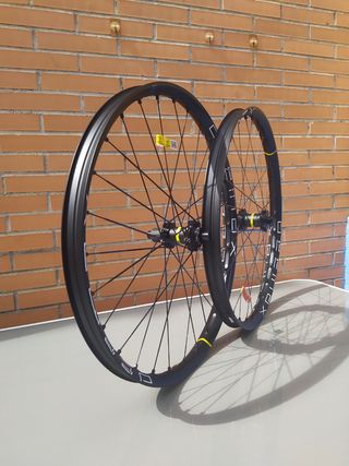 MAVIC E-DEEMAX S35 27,5" CL llantas gordas E-BIKE.
