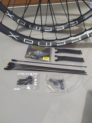 MAVIC E-DEEMAX S35 27,5" CL llantas gordas E-BIKE.