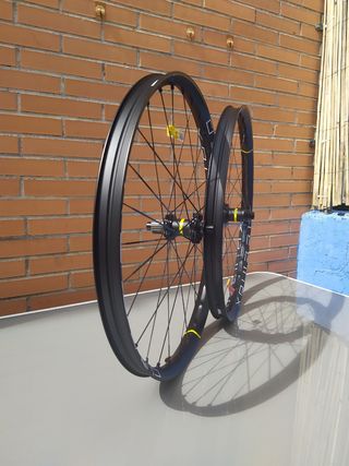 MAVIC E-DEEMAX S35 27,5" CL llantas gordas E-BIKE.