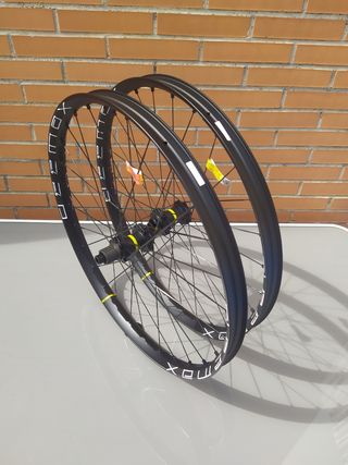 MAVIC E-DEEMAX S35 27,5" CL llantas gordas E-BIKE.
