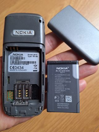 Teléfono móvil Nokia 2610