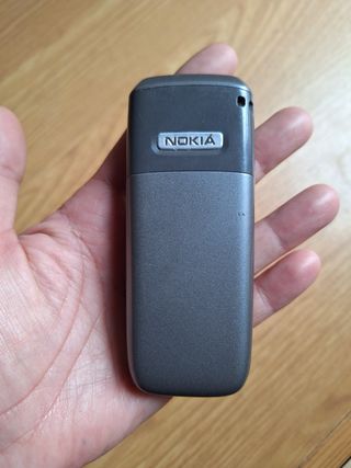 Teléfono móvil Nokia 2610
