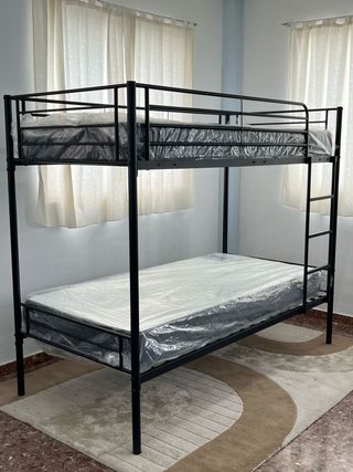 oferta litera metal negra