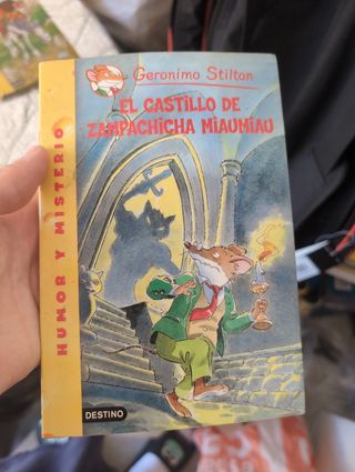 El Castillo De Zampachicha Miaumiau/ Cat and Mouse in a Haunted House (Geronimo Stilton) (Spanish Edition)