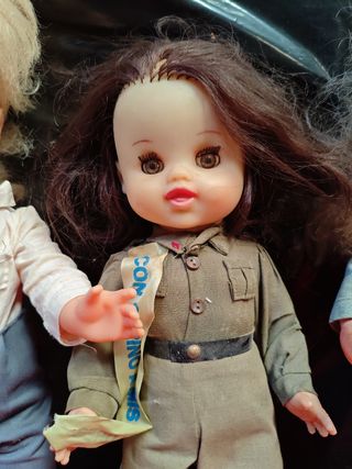 Set di vecchie bambole spagnole