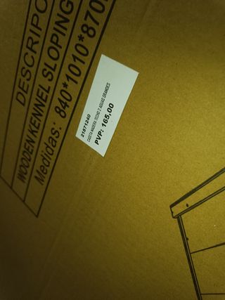 Caseta de madera para perros