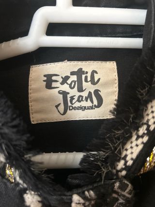 Chaqueta vaquera Desigual edicion limitada