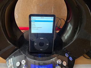 IPOD 60GB + base JBL