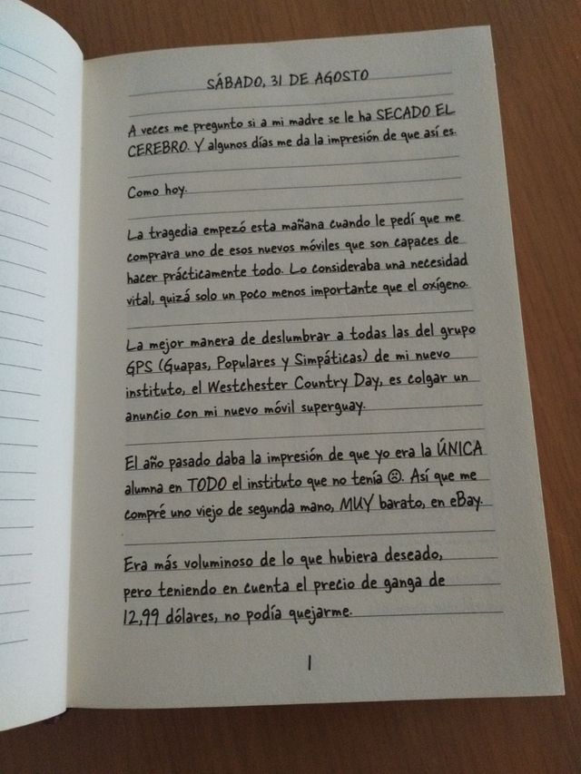 Diario de Nikki 1 - Crónicas de una vida muy poco glamurosa: Crónicas de una vida muy poco glamurosa (Diario de Nikki / Dork Diaries, 1) (Spanish Edition)