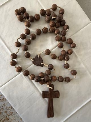 Rosario de madera