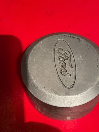 Tapa bujes Ford Fiesta / Escort