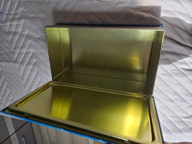 Caja metalica