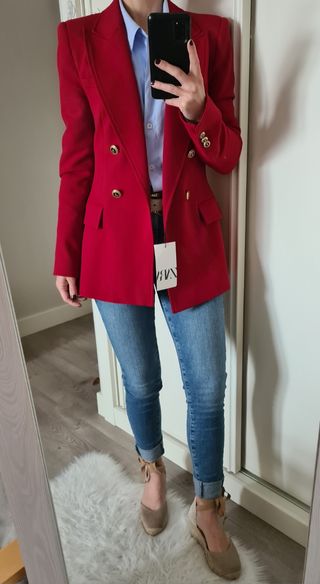 Americana roja Zara