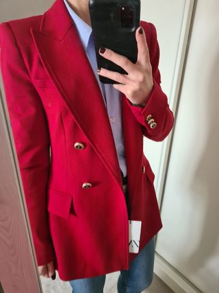 Americana roja Zara