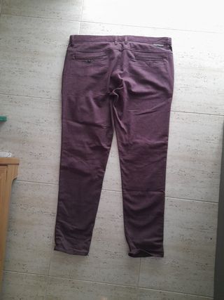 Pantalón ENORME de Zara talla 48