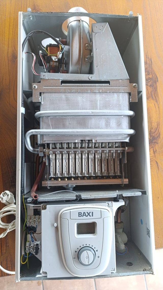 Dos calentadores de gas butano/propano