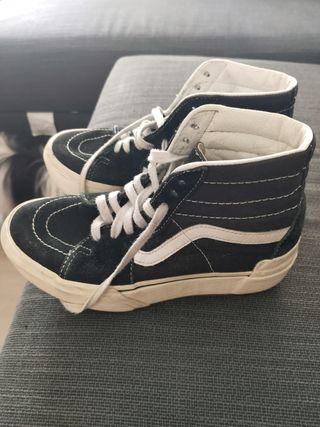 Zapatillas Vans tipo botines 