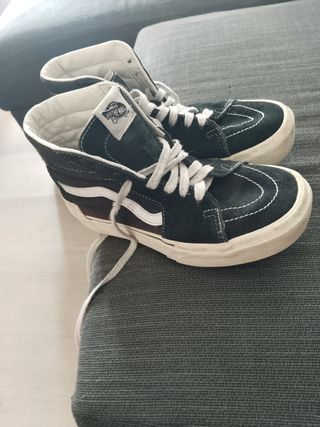 Zapatillas Vans tipo botines 
