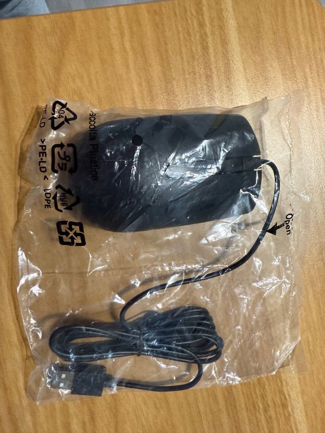 Ratón PC. Dell. Nuevo a estrenar. Sin abrir.