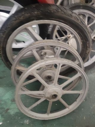 Llantas vespino