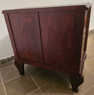 COMODINO ANTICO IN LEGNO