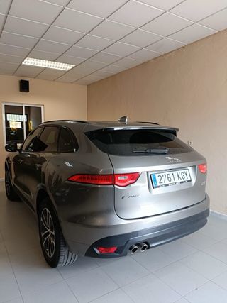 Jaguar F-Pace 2018
