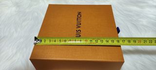 Caja y bolsa Louis Vuitton 