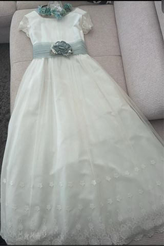 Vestido de comunion  para niña de 9 a 10 Años