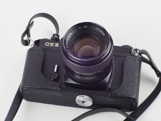 CHINON  CX II   +   50mm  f / 1.4 