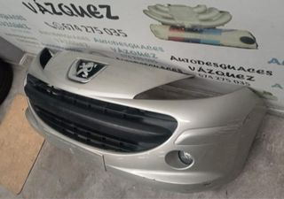 Defensa delantero con nieblas Peugeot 207 07 crema