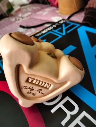 Teddy Thun con lillà 