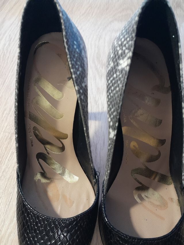 Zapato tacon alto talla 37. Marca Couple