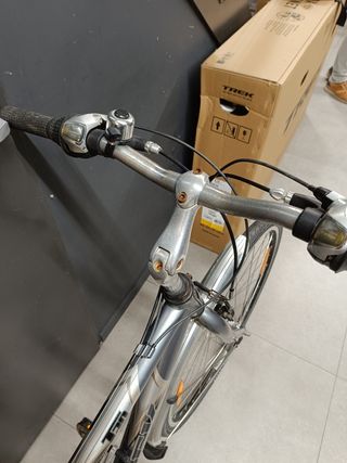 Bicicleta Urbana Trek Navigator