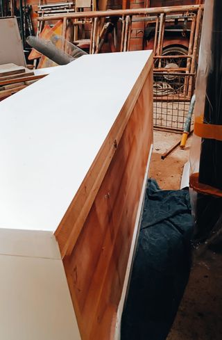 Mueble de diseño para comedor o habitación.