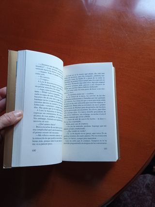 DESCONOCIDOS: Premio EDEBÉ de Literatura Juvenil 2018