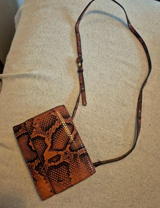 Bolso bandolera  y cinturón s juego