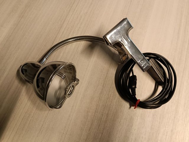 Lampada vintage da lettura, flessibile in metallo