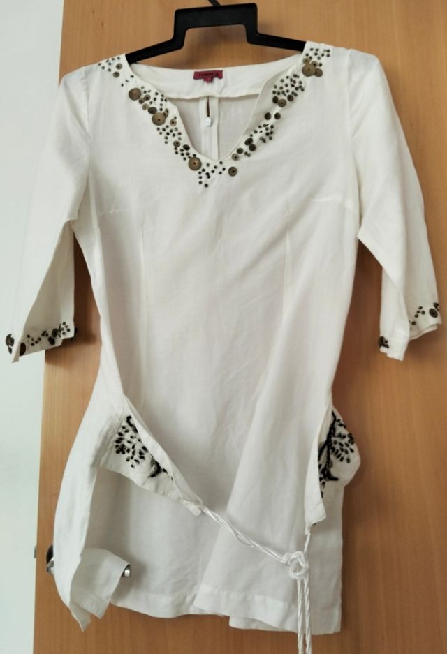 Camisa bordados abalorios y lentejuelas