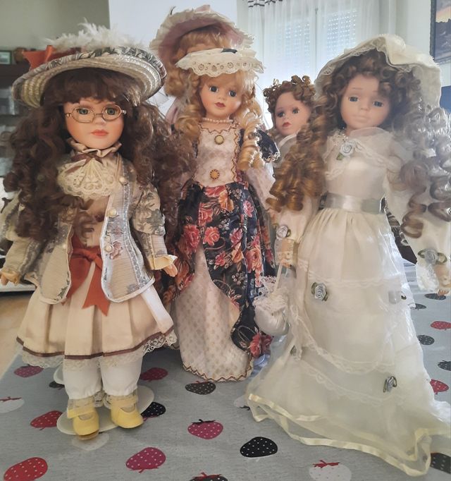 Muñecas de porcelana