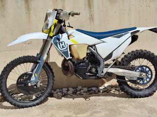 HUSQVARNA TE 300 2022