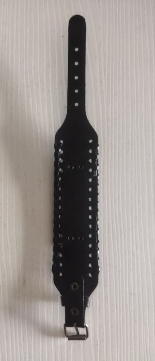 Brazalete cuero Vikingo hebilla dragón plateada