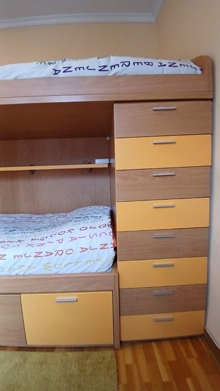 Cama litera tipo tren