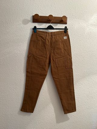 *Pantalón vaquero marrón talla 40 Lefties