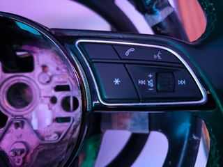 Volante SLINE ORIGINAL achatado ⚠️SIN AIRBAG⚠️