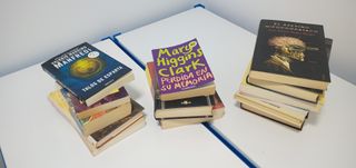 Lote de libros (también se venden por separado).