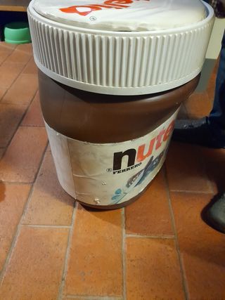 Sgabello barattolo nutella