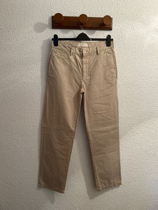 *Pantalón chino de vestir beis talla 40 Zara