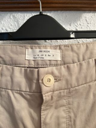 *Pantalón chino de vestir beis talla 40 Zara