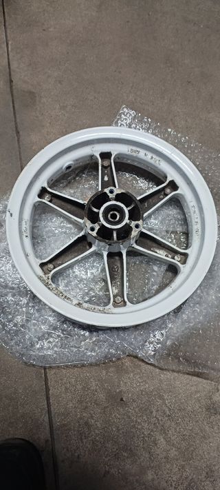 Llanta Jog R delantera